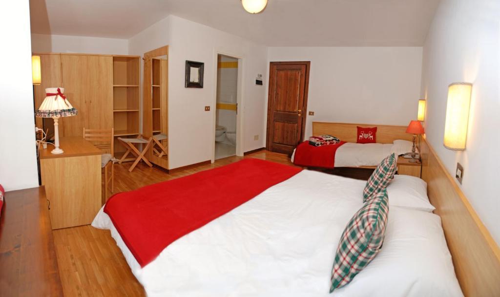 Albergo Centrale Santo Stefano Di Cadore Oda fotoğraf