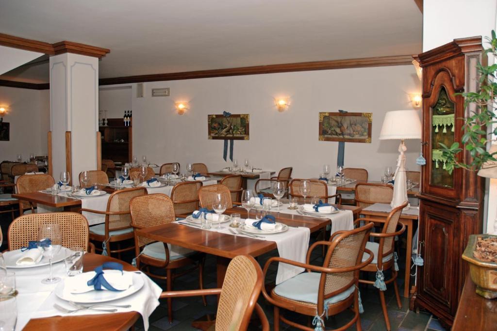 Albergo Centrale Santo Stefano Di Cadore Dış mekan fotoğraf