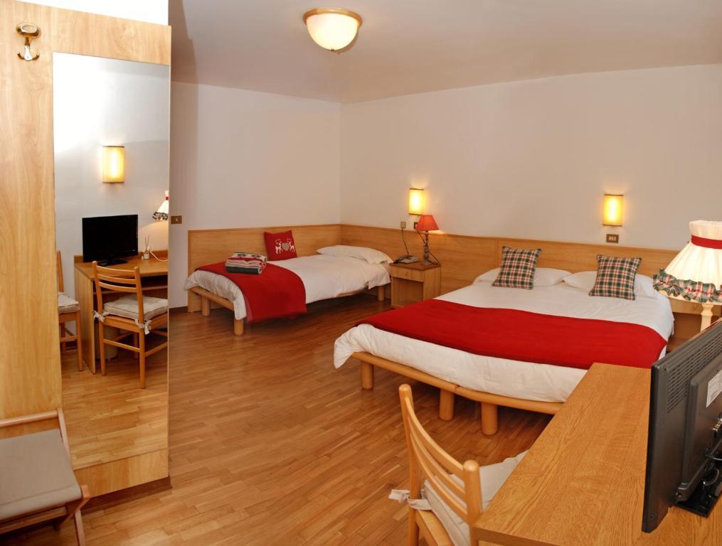 Albergo Centrale Santo Stefano Di Cadore Oda fotoğraf